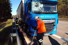 19-02-25-LKW-Unfall-BAB7-Bild-3