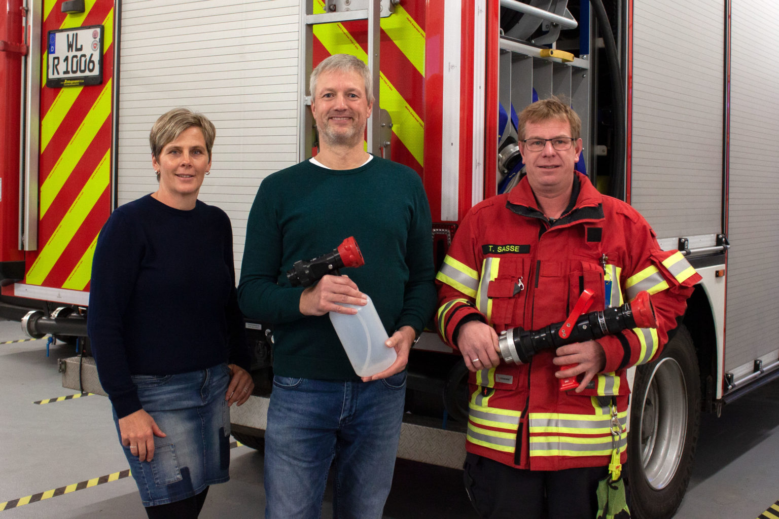 F rderverein bergibt TurboTwist Strahlrohr An Freiwillige Feuerwehr f-rderverein-bergibt-turbotwist-strahlrohr-an-freiwillige-feuerwehr